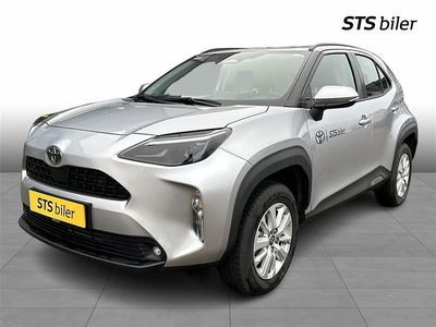 Brugt Toyota Yaris Cross Active 116 HK (85 kW) 2024 Shimmering silver SUV