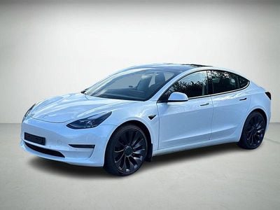 Perlemorshvid Brugt 2021 Tesla Model 3 Performance Sedan | 214.900 kr. (God pris)