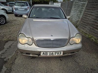 Brugt 2003 Mercedes C200 Elegance Sedan | 8.500 kr.