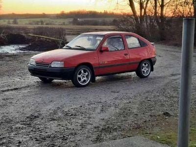Brugt Opel Kadett 90 HK (66 kW) 1991 Sedan