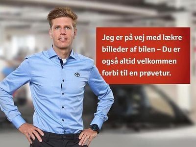 Rød Brugt 2022 Toyota Yaris Cross Plus SUV | 219.900 kr. (Lidt for dyr)