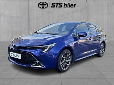8y8 juniper blue Brugt 2023 Toyota Corolla Style Stationcar | 299.990 kr. (Fair pris)