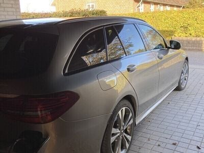 champagnemealic Brugt 2021 Mercedes C300e AMG line Stationcar | 350.000 kr. (Fair pris)