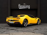 Brugt Ferrari 296 830 HK (610 kW) 2024 Gul Cabriolet