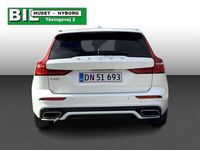 brugt Volvo V60 2,0 T8 Twin Engine Plugin-hybrid R-design AWD 390HK Stc 8g Aut.