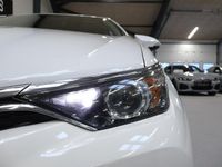 Brugt Toyota Auris Hybrid Comfort 136 HK (100 kW) 2017 Hvid Hatchback