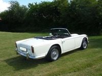 Brugt Triumph TR4 105 HK (77 kW) 1965 Cabriolet