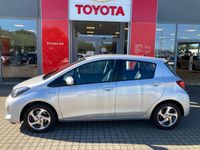 brugt Toyota Yaris Hybrid 1,5 Hybrid E-CVT 100HK 5d Trinl. Gear