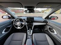 Brugt Toyota Yaris Hybrid Active 116 HK (85 kW) 2022 Mørkrødmetal