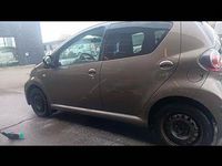 Brugt Toyota Aygo T2 68 HK (50 kW) 2013 Hatchback