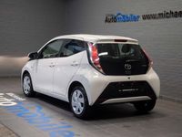 brugt Toyota Aygo 1,0 VVT-i x-play x-touch