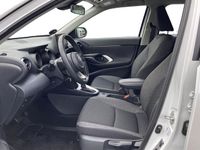 brugt Toyota Yaris Cross 1,5 Hybrid Essential Comfort 116HK 5d Trinl. Gear A+