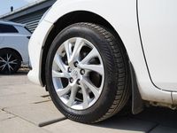 Brugt Toyota Auris Hybrid Comfort 136 HK (100 kW) 2016 Hvid Stationcar