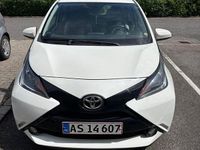 Brugt Toyota Aygo 69 HK (50 kW) 2014 Hvid Hatchback