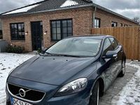 Brugt Volvo V40 Kinetic 120 HK (88 kW) 2017 Blå Hatchback