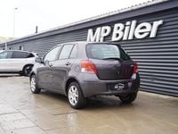 Brugt Toyota Yaris 100 HK (73 kW) 2010 Gråmetal Hatchback