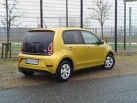 Brugt VW up! high up! 90 HK (66 kW) 2017 Gul Hatchback
