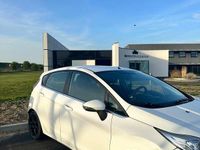 Brugt Ford Fiesta 101 HK (74 kW) 2013 Hvid Hatchback