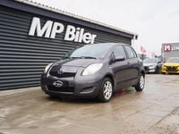 Brugt Toyota Yaris 100 HK (73 kW) 2010 Gråmetal Hatchback