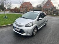 Brugt Toyota Aygo 68 HK (50 kW) 2013 Grå Hatchback