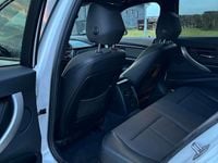 Brugt BMW 320 Sport Line 190 HK (139 kW) 2015 Hvid metal lak Stationcar