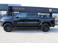 Ny Dodge Ram 540 HK (397 kW) 2025 Sortmetal Afhentning