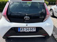 Brugt Toyota Aygo 69 HK (50 kW) 2014 Hvid Hatchback