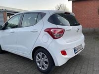 Brugt Hyundai i10 Comfort 66 HK (48 kW) 2015 Hvid Hatchback