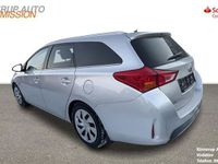 brugt Toyota Auris Touring Sports 2,0 D-4D DPF T2+ Skyview 124HK Stc 6g