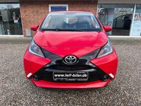 brugt Toyota Aygo Aygo 1,0 VVT-I X-Play + X-Touch 69HK 5d1,0 VVT-I X-Play + X-Touch 69HK 5d