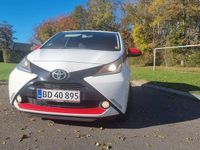 Brugt Toyota Aygo 69 HK (50 kW) 2014 Hvid Hatchback