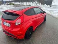 Brugt Ford Fiesta 140 HK (102 kW) 2015 Rød Hatchback