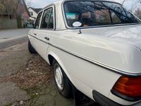 Brugt Mercedes 250 140 HK (102 kW) 1982 Sedan