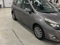 Brugt Renault Grand Scénic 130 HK (95 kW) 2012 MPV