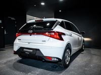 Brugt Hyundai i20 Essential 100 HK (73 kW) 2023 Farve: hvid Hatchback