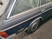 Brugt Mercedes 200 109 HK (80 kW) 1983