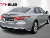 Brugt Toyota Camry Executive 218 HK (160 kW) 2019 Sølvmetal Sedan