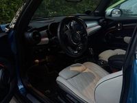 Brugt Mini Cooper SE Favoured 135 kW (184 HK) 2023 Blå Hatchback