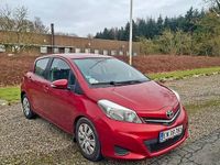 Brugt Toyota Yaris 90 HK (66 kW) 2011 Rød Hatchback