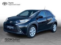 Ny Toyota Aygo X Active 72 HK (52 kW) 2025 209 night sky black SUV