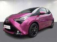 Brugt Toyota Aygo X-play 72 HK (52 kW) 2018 Gråmetal Hatchback