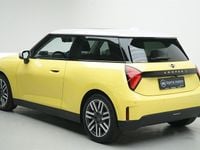 Brugt Mini Cooper SE Favoured 160 kW (218 HK) 2024 Gulmetal Hatchback
