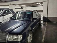 Brugt Mercedes E230 1991
