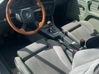 Brugt BMW 318 122 HK (89 kW) 1985 N/a