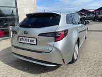 brugt Toyota Corolla Touring Sports 1,8 Hybrid Active Smart E-CVT 122HK Stc Trinl. Gear A++