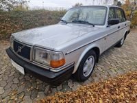 Brugt Volvo 240 SE 130 HK (95 kW) 1992 Sølvmetal