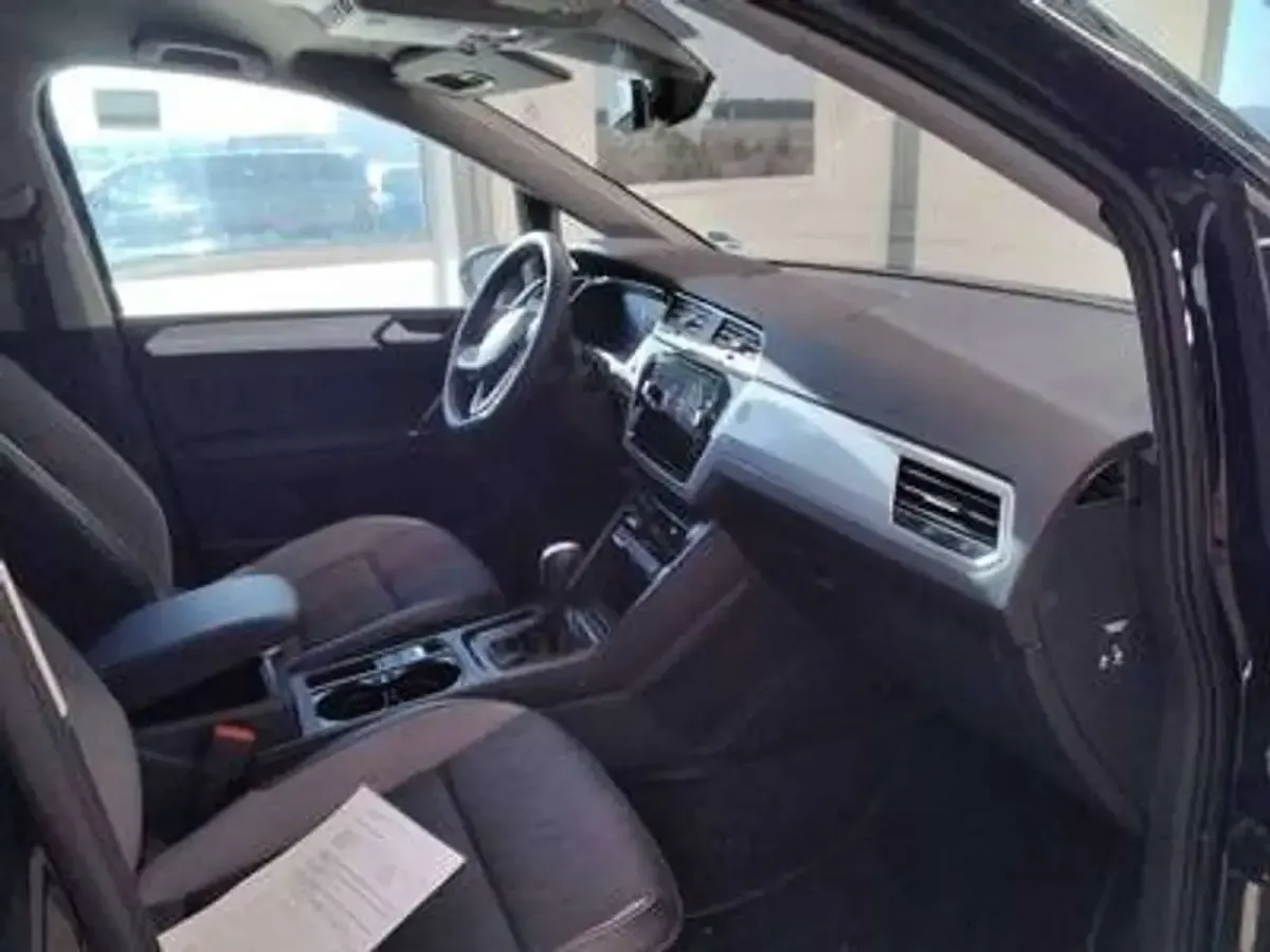 Gebraucht VW Touran Goal 150 PS (110 kW) 2025 Schwarz Van / Kleinbus