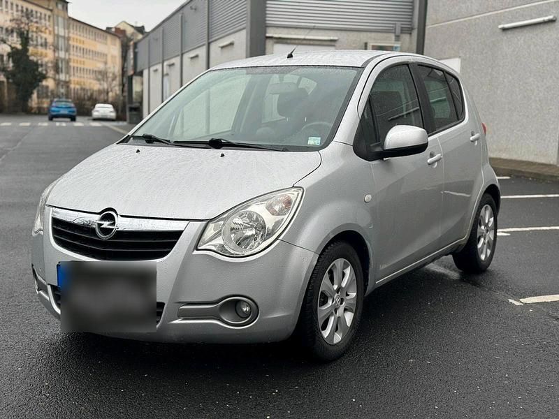 Gebraucht Opel Agila 86 PS (63 kW) 2009 Silber Kleinwagen
