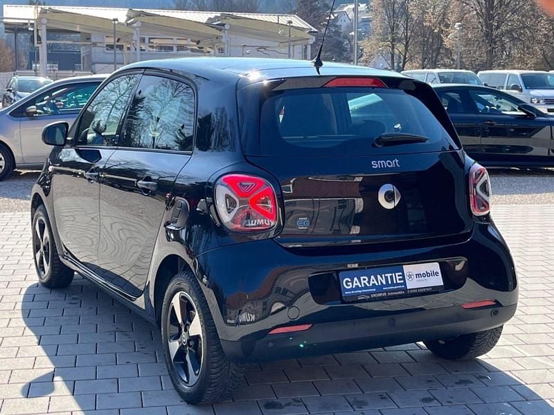 Gebraucht Smart ForFour Electric Drive 60 kW (82 PS) 2021 Schwarz Kleinwagen