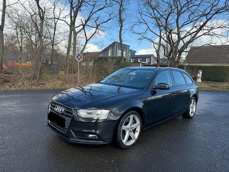 Gebraucht Audi A4 Ambiente 245 PS (180 kW) 2015 Schwarz Kombi